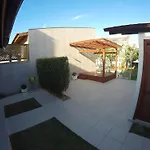 Alameda Jurere - Apartamento Completo A 350M Da Praia